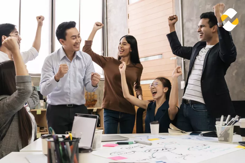 trabajadores felices